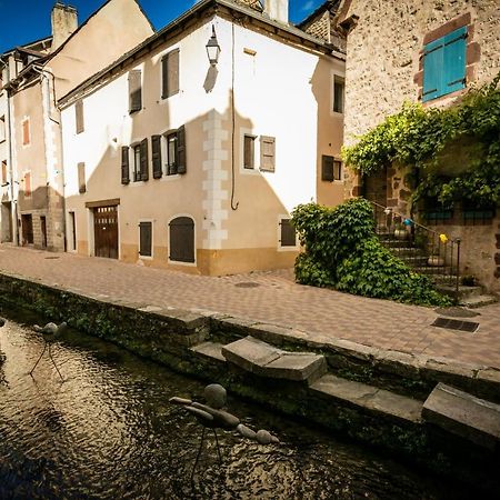 Logis Hotel Restaurant Du Commerce La Canourgue Εξωτερικό φωτογραφία